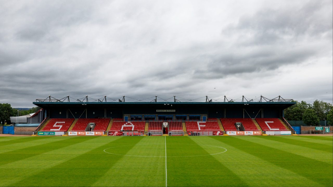 Stirling Albion to hold minute’s applause for young fan Murray Dowey after death aged 16