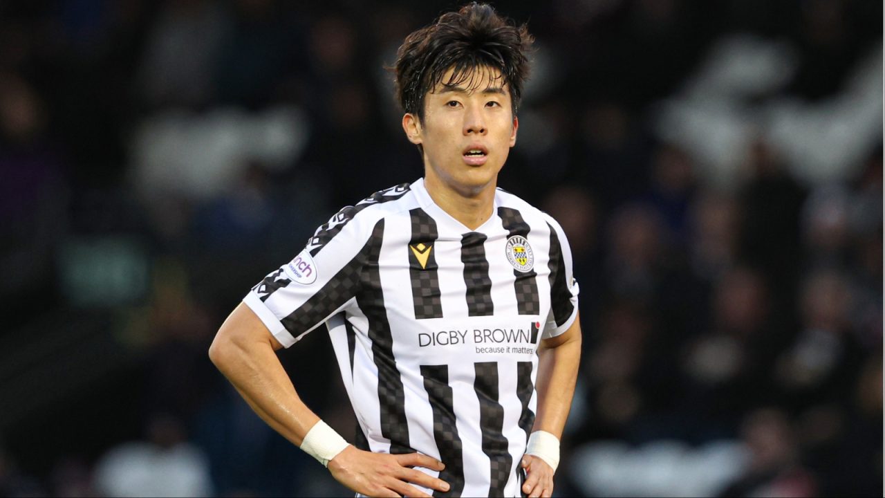 Stephen Robinson impressed with Hyeok-kyu Kwon’s impact at St Mirren