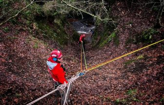 Walker rescued after falling and getting stuck down gully at Devil’s Pulpit