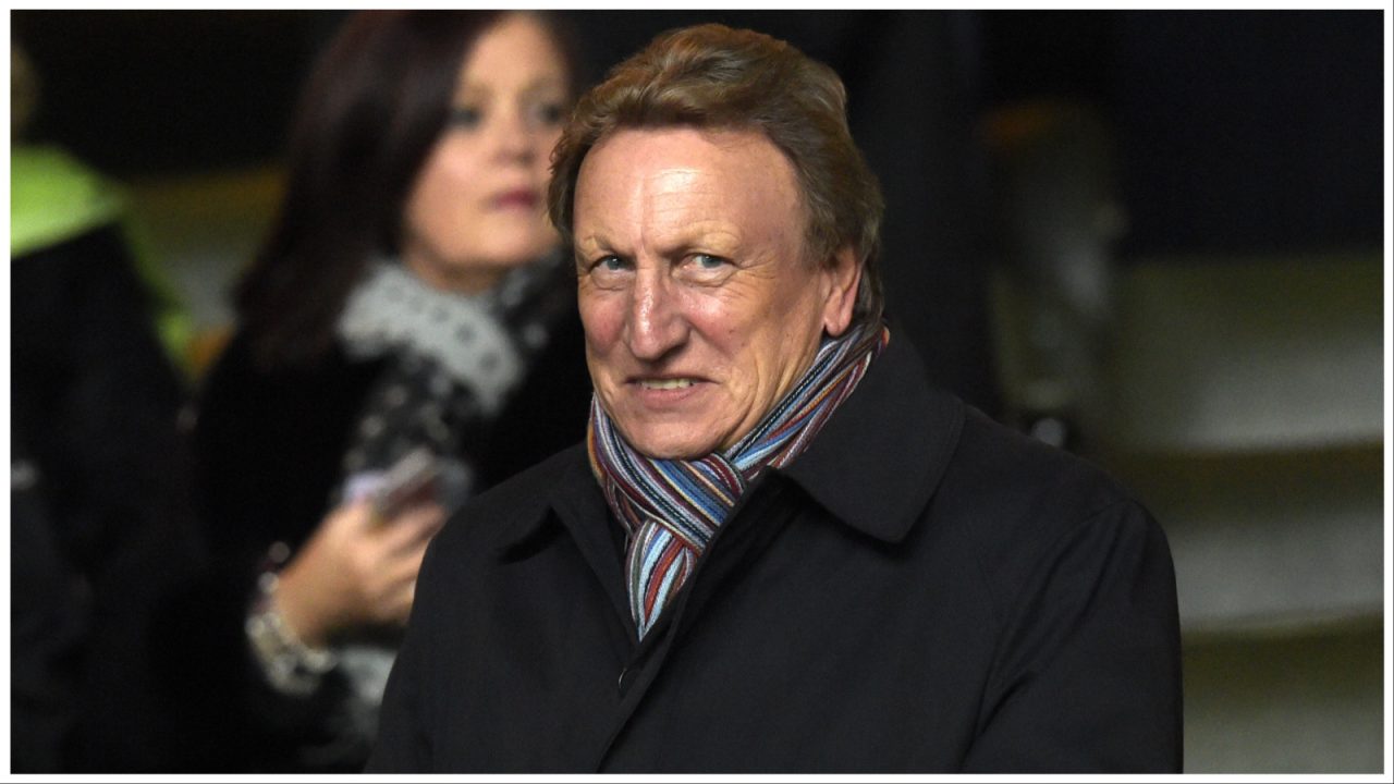 Aberdeen appoint Neil Warnock as manager on short-term contract
