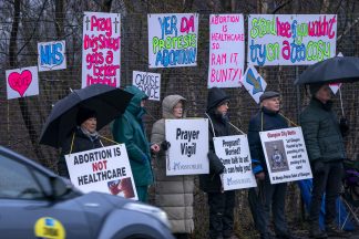 Women ‘intimidated and traumatised’ by anti-abortion protesters outside health clinics
