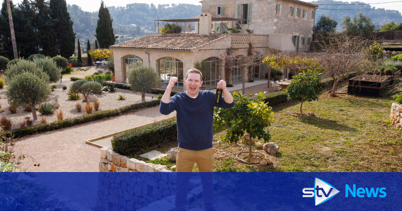 Un padre escocés de Edimburgo gana una villa española de £ 3 millones después de comprar una silla de segunda mano en Gumtree