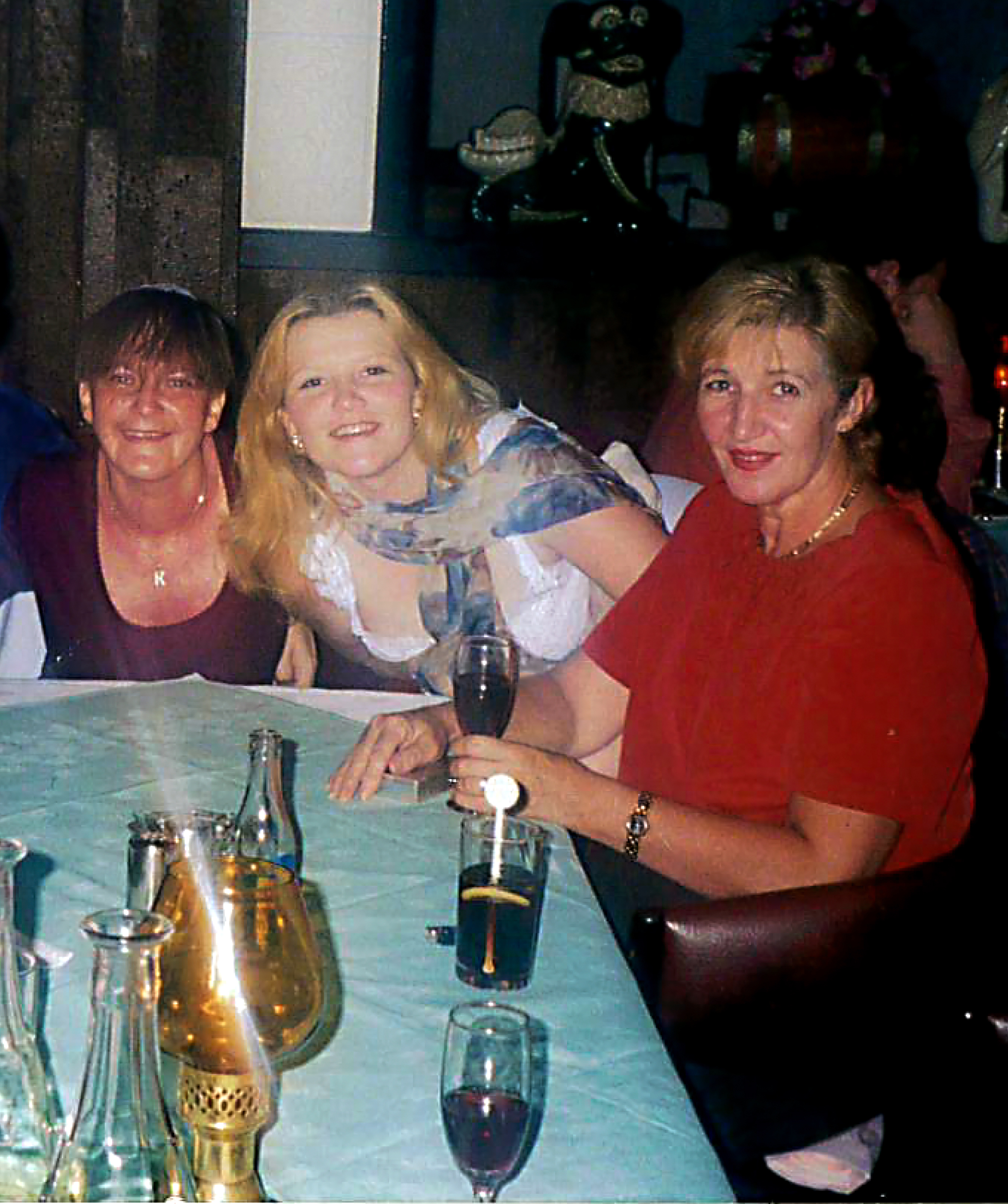 Emma Caldwell out for dinner with her sister, Karen (far left).