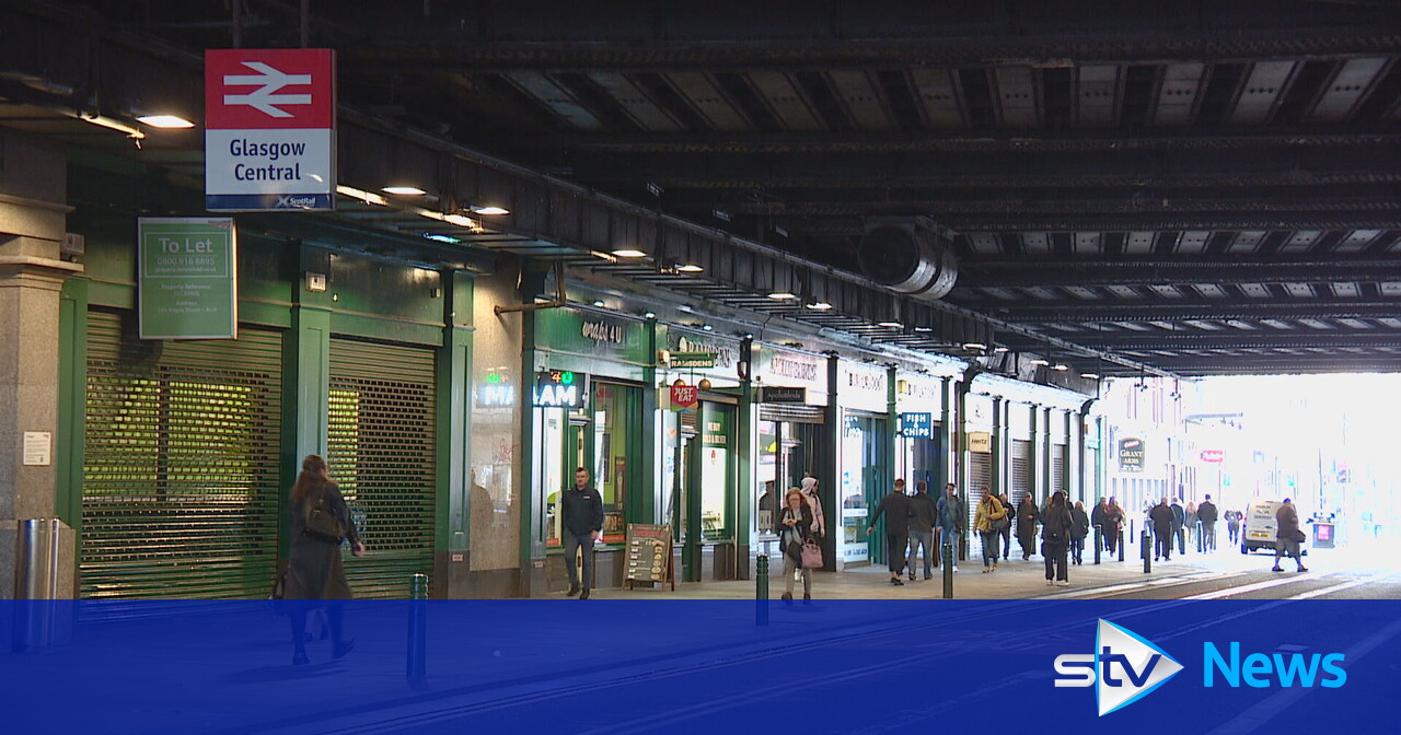 Work to upgrade Glasgow's Hielanman's Umbrella put on hold