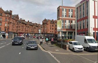Man taken to hospital after being assaulted on Glasgow High Street