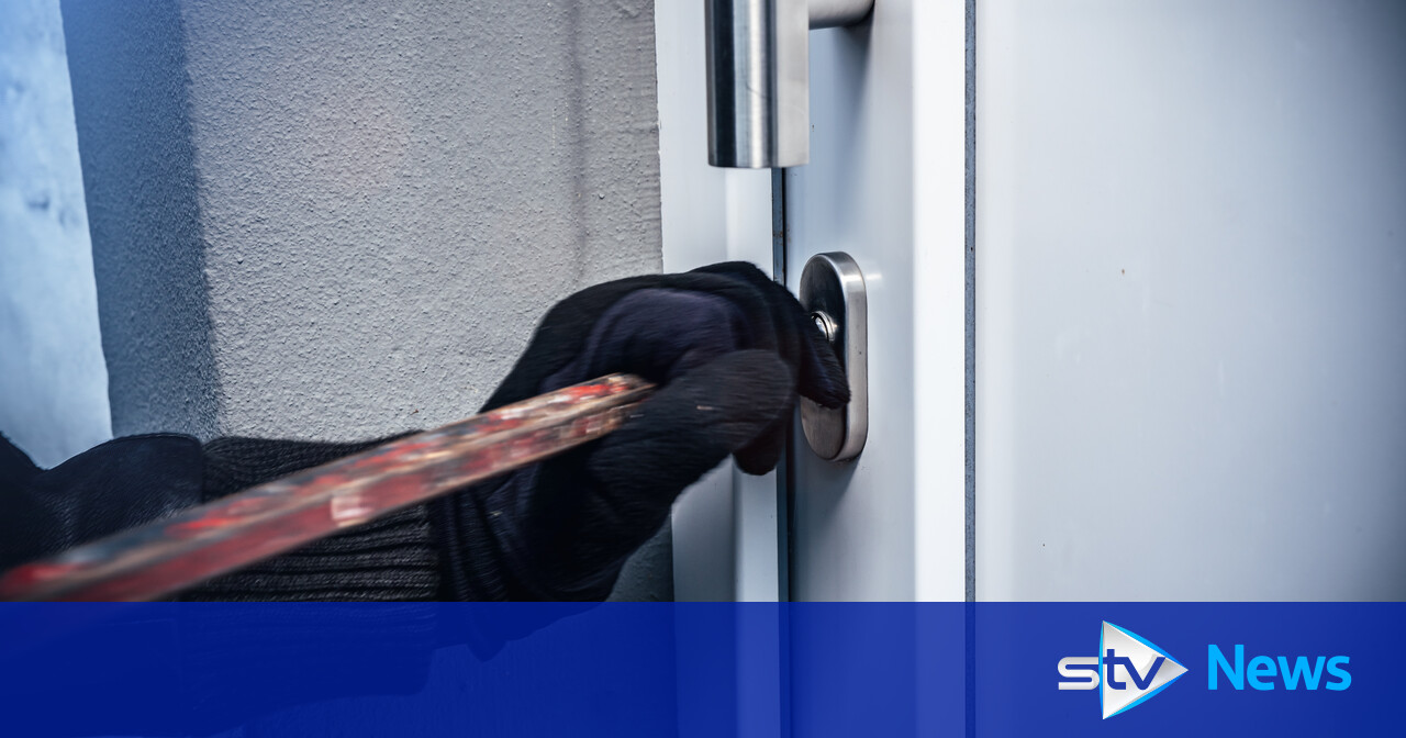 Residents urged to check locks after six break-ins in same area