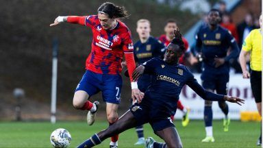Title race blow for Rangers as Dundee earn draw at Dens Park