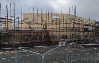 New Edinburgh primary school will not be ready for new term after summer