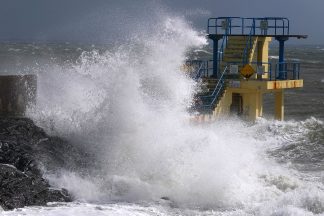 Met Office yellow weather wind warning across Scotland as SEPA announces dozens of flood alerts