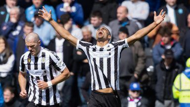 Mikael Mandron: St Mirren fear no one after running Rangers close