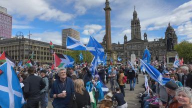 Humza Yousaf tells independence rally in Glasgow ‘last 48 hours have been tough’ amid Murrell charge