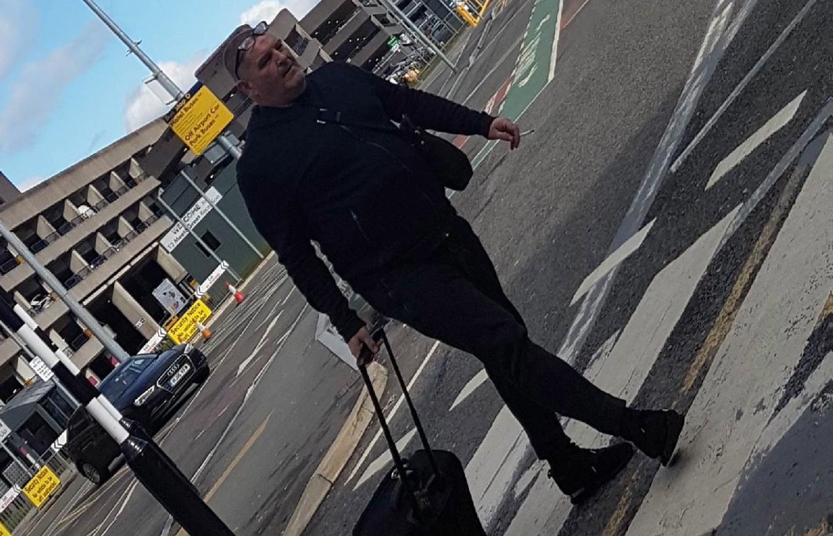 Earle was seen at Manchester Airport T3 departures on March 13, 2020