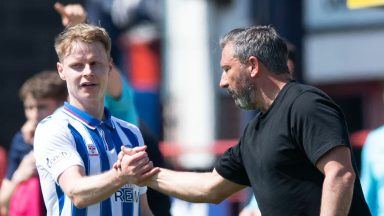Gary Mackay-Steven signs new one-year deal with Kilmarnock ahead of European qualifiers