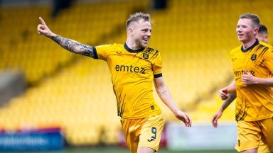 Kilmarnock sign free-agent striker Bruce Anderson after Livingston exit