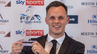 Lawrence Shankland lands PFA Scotland player of the year award