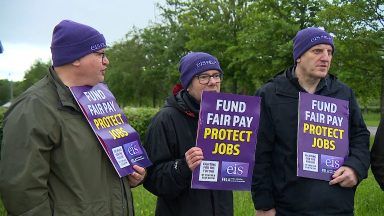 College lecturers across Scotland strike again amid dispute over pay