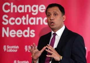We can’t change the weather but we can change government, jokes Anas Sarwar in rain