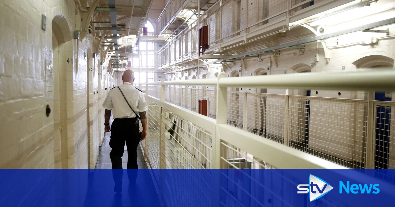 Chief inspector of prisons in Scotland announces resignation