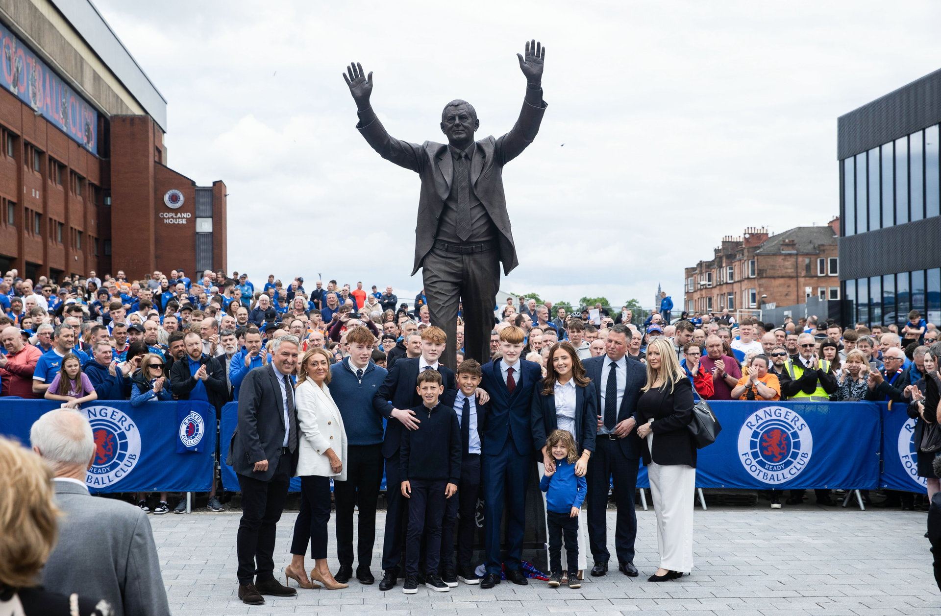 GLASGOW, SCOTLAND - MAY 25: Former Rangers manager Walter Smith's statue is unveiled alongside his family at Ibrox Stadium, on May 25, 2024, in Glasgow, Scotland. (Photo by Alan Harvey / SNS Group)