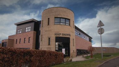 Gangster chased man through prison wing before slashing him with blade
