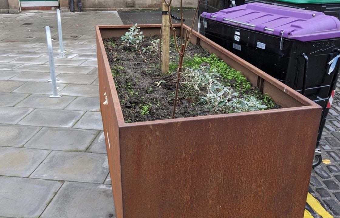 Eyesore ‘rusty bucket’ planters to be removed from Leith Walk in Edinburgh after vandalism