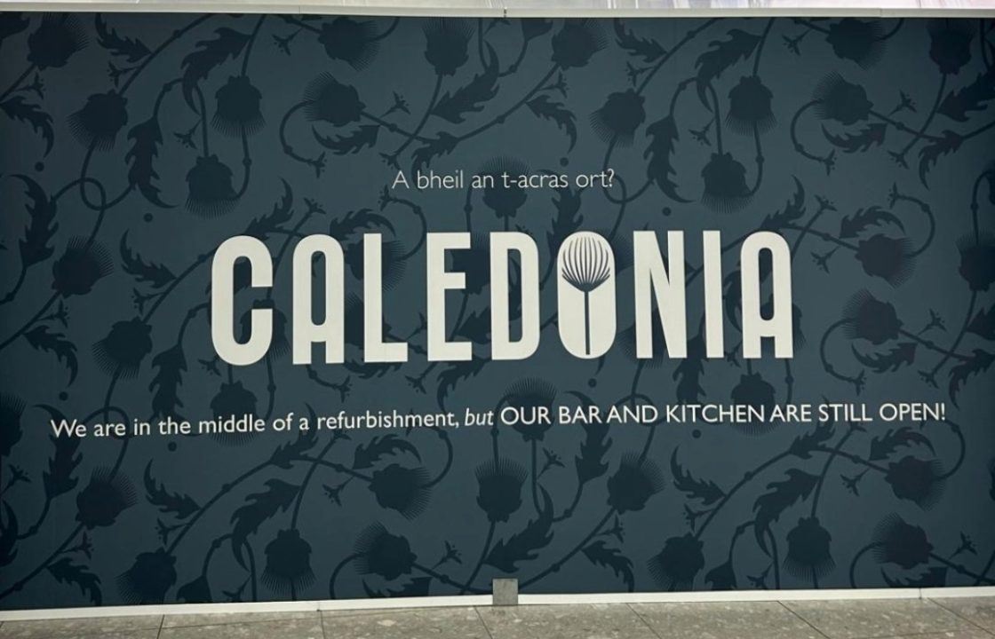 Glasgow Airport corrects pub sign after mistakenly using Irish Gaelic