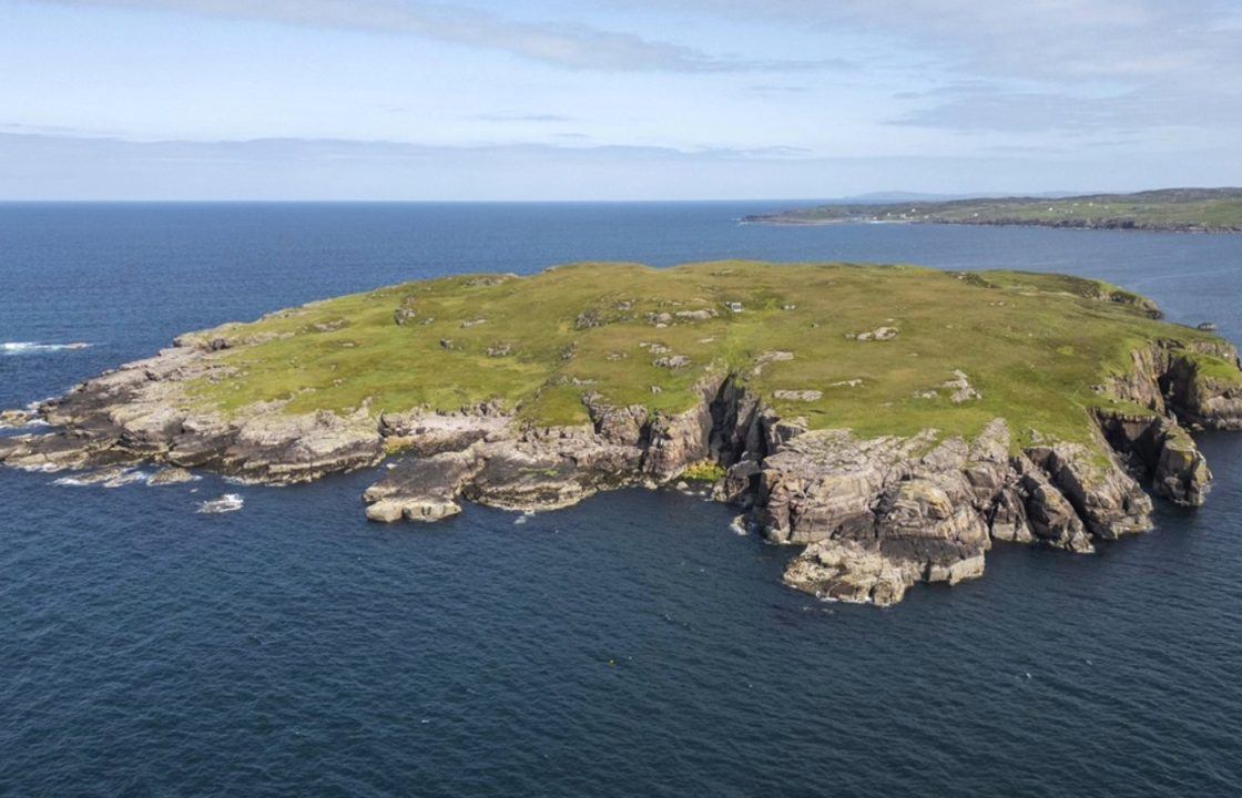 Remote Mullagrach island with beaches and cabin up for sale for £500,000