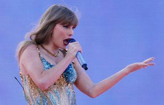 Taylor Swift congratulates newly engaged couple in Murrayfield crowd