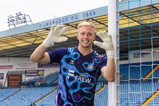 Goalkeeper Robby McCrorie completes move from Rangers to Kilmarnock