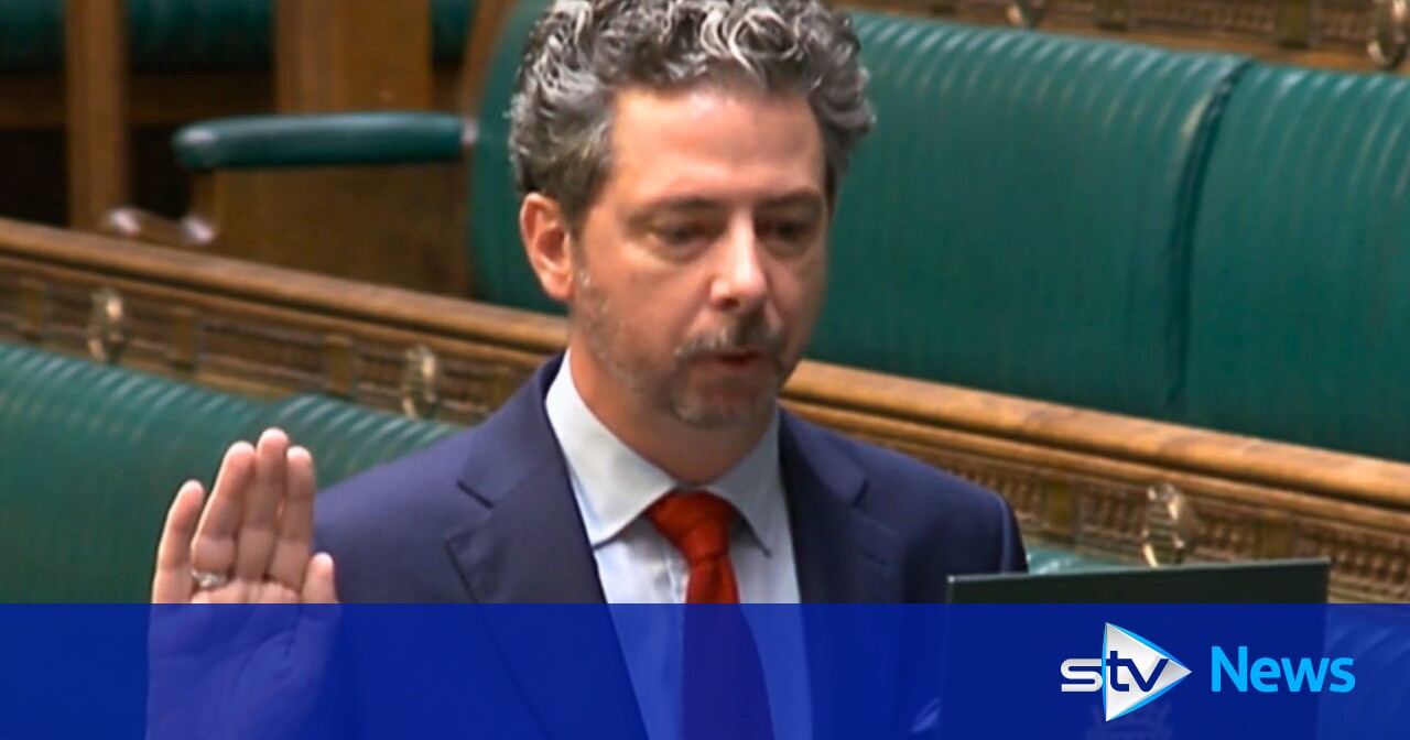 Labour MP takes oath in Gaelic and ‘Scottish style’