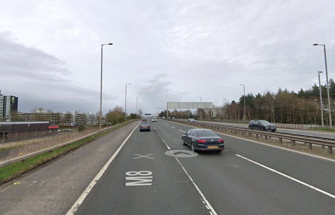 Drivers issued warning as one lane of M8 restricted near Glasgow ...