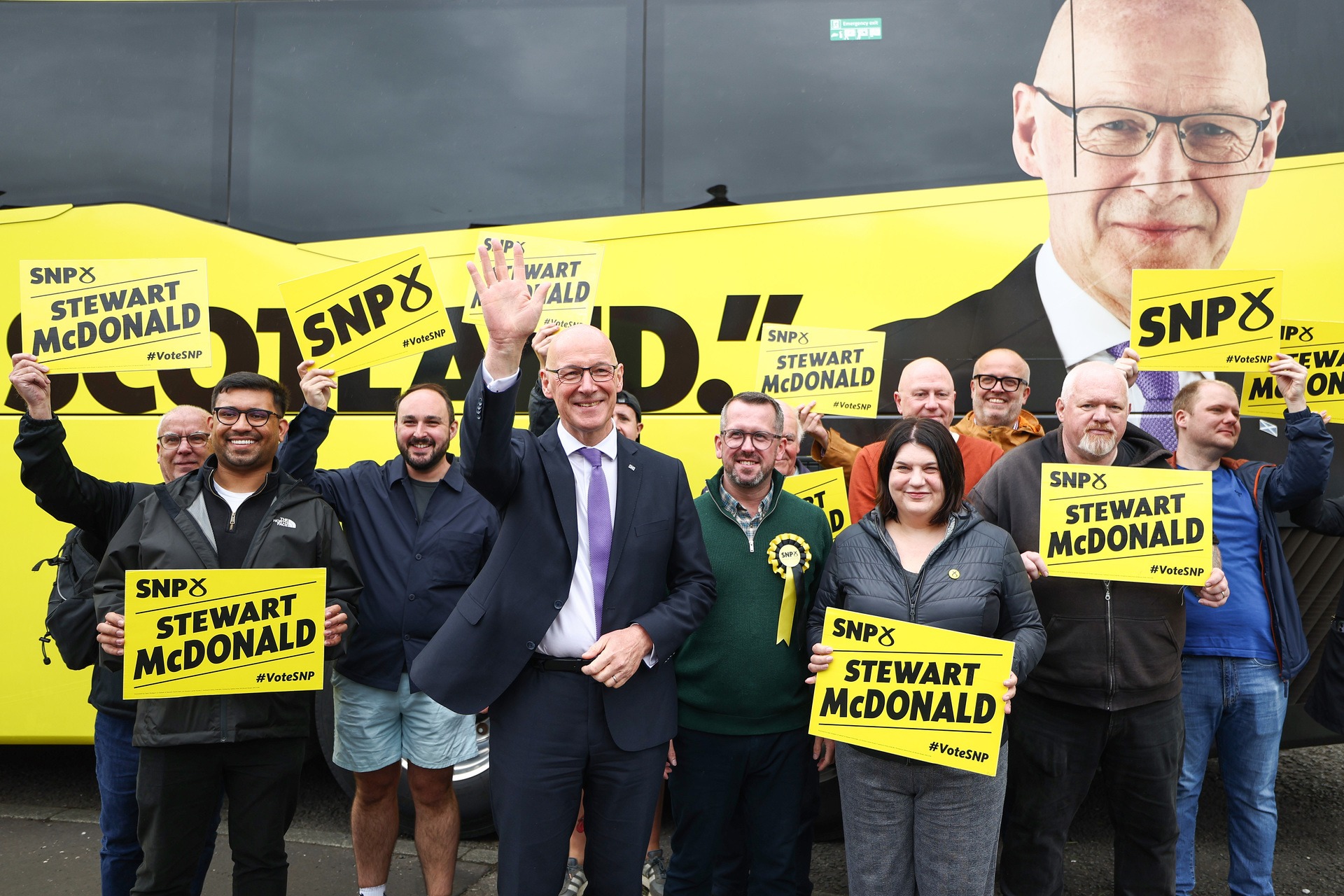 GLASGOW, SCOTLAND - JULY 03: SNP Leader and First Minister John Swinney campaigns during a visit to the Jeely Piece Club on July 03, 2024 in Glasgow, Scotland. Scottish First Minister and SNP party leader was campaigning on the eve of the UK's general election. (Photo by Jeff J Mitchell/Getty Images)