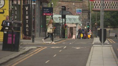 Final phase of Queen’s Park to Trongate cycle path opens