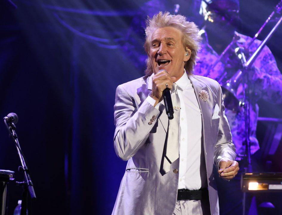 Sir Rod Stewart postpones two US shows after developing Covid-19