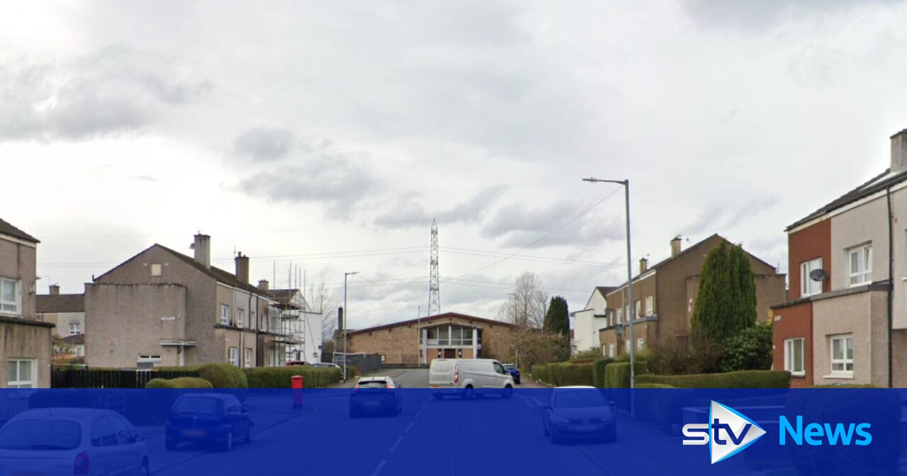 Man in hospital after being knocked down by car during night in Glasgow ...