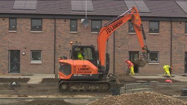 Builders call for government to step in to meet housebuilding targets