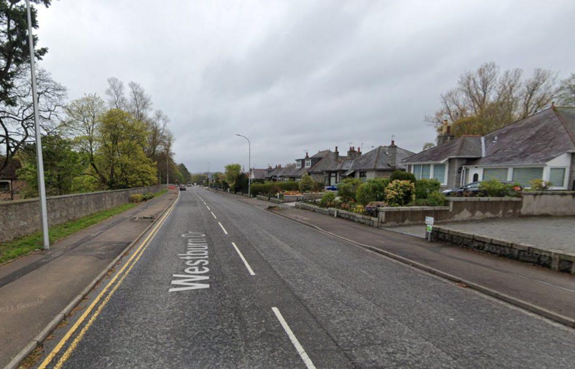 Residents urged to keep windows and doors closed following Aberdeen house fire