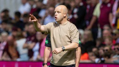 Steven Naismith ‘really happy’ with Hearts start as he turns attention to Dundee