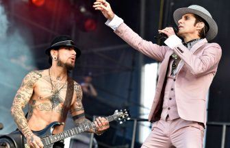 Jane’s Addiction cancels tour in wake of onstage fracas