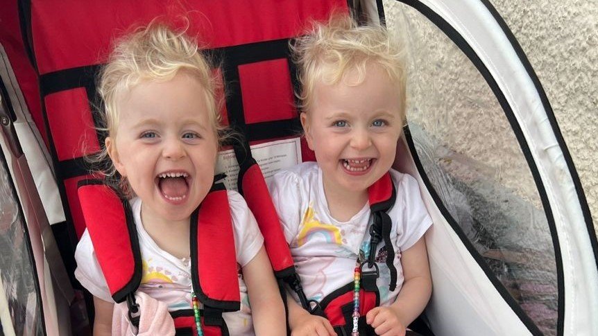 The twins are hoping to receive therapy in Lanzarote