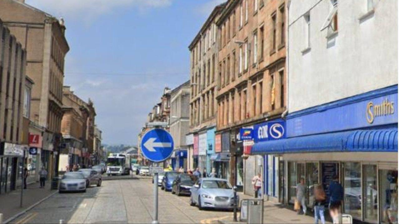 Man found seriously injured on street following attempted murder in Greenock