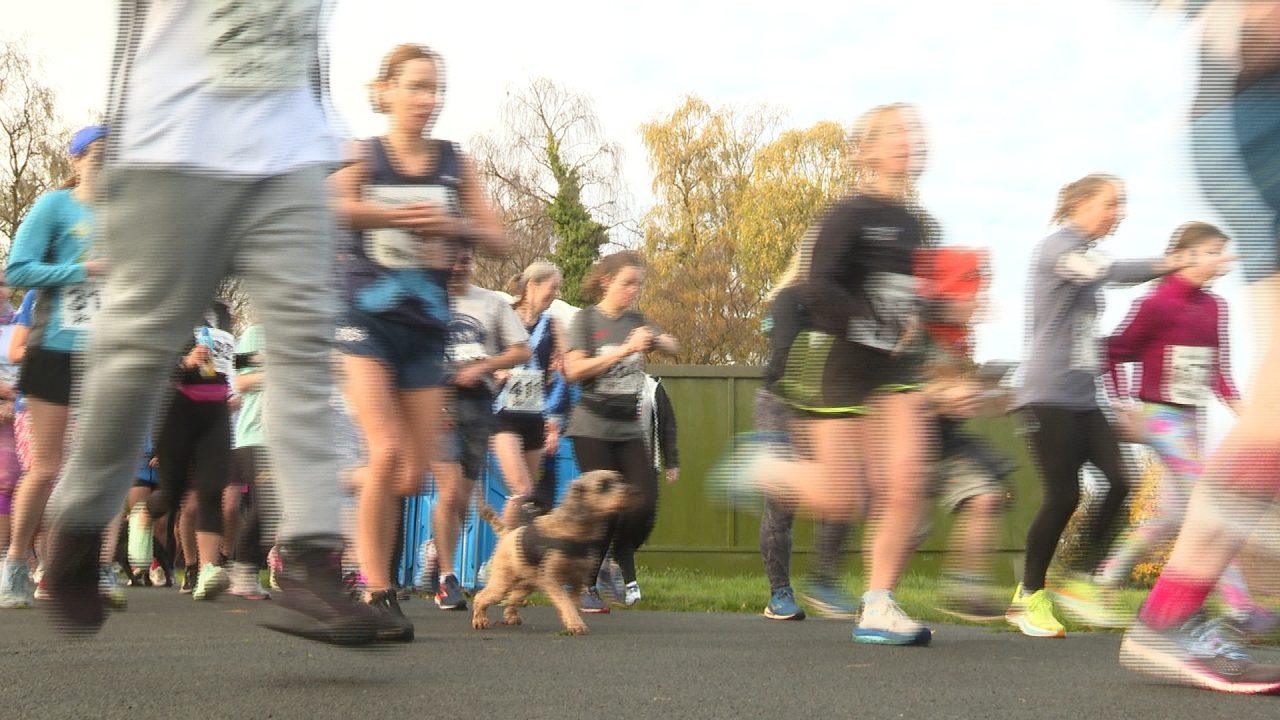 Runners return to honour Moira Jones murdered in Glasgow park | STV News