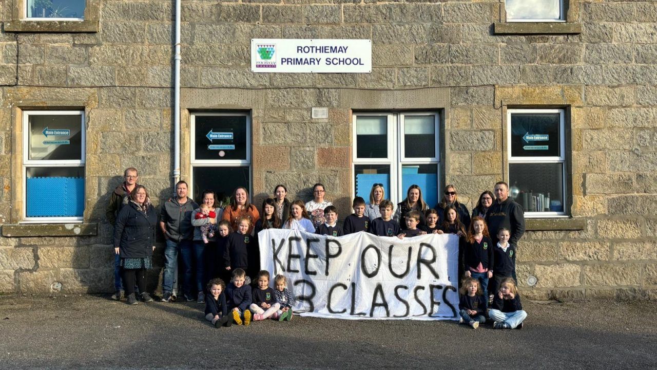 Moray parents slam council decision to cut class during primary school year