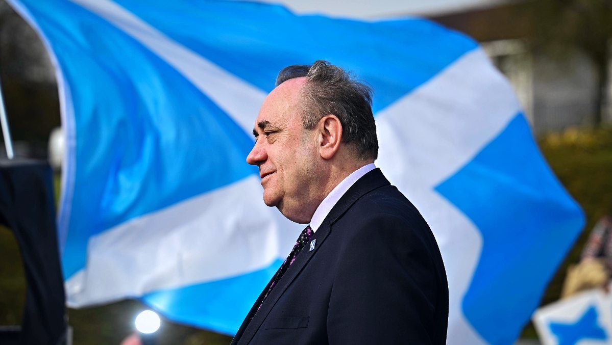 RAF repatriation of Alex Salmond to Scotland requested by veteran Tory