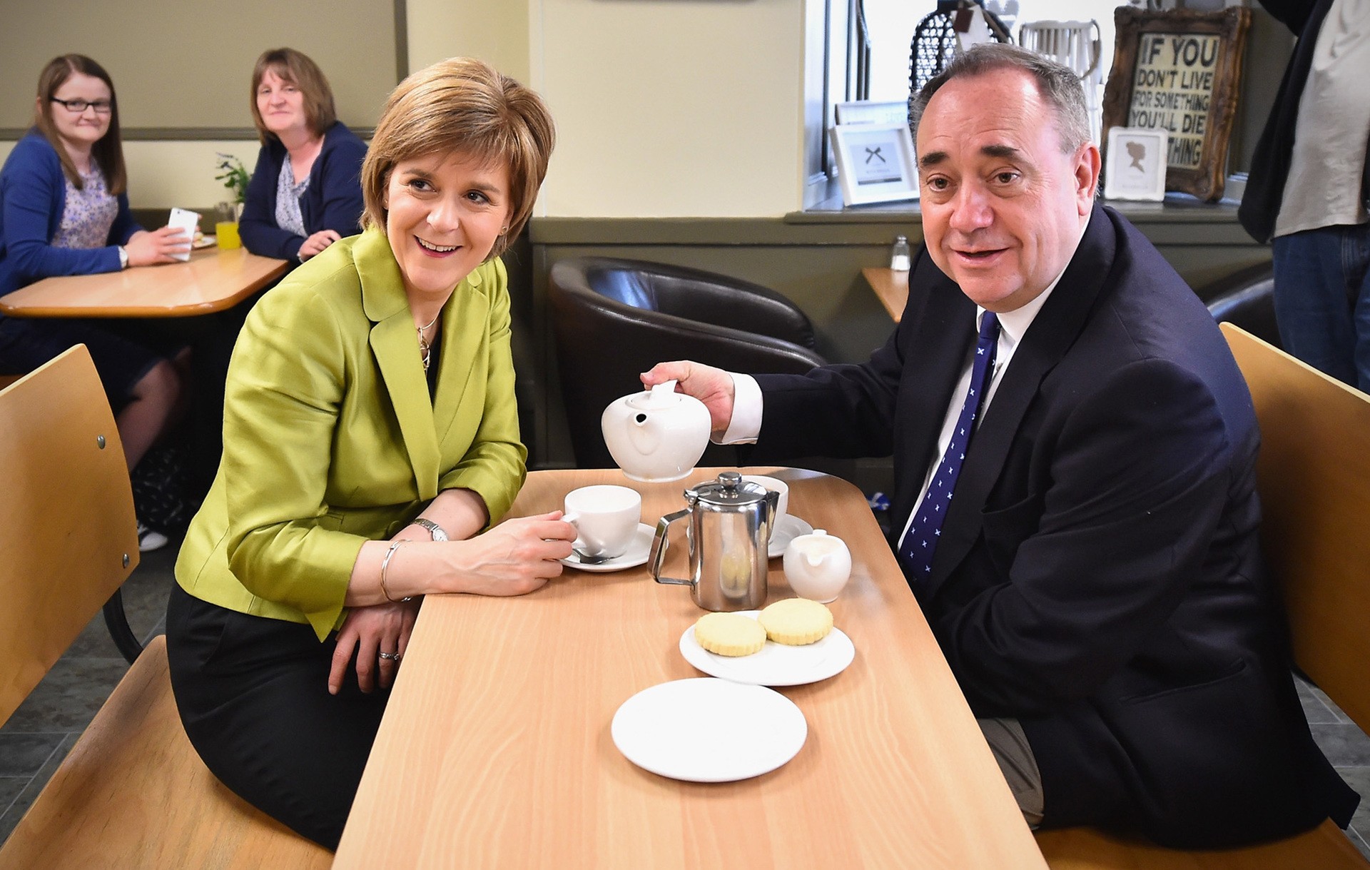 Nicola Sturgeon and Alex Salmond campaign in the Gordon constituency on April 18, 2015