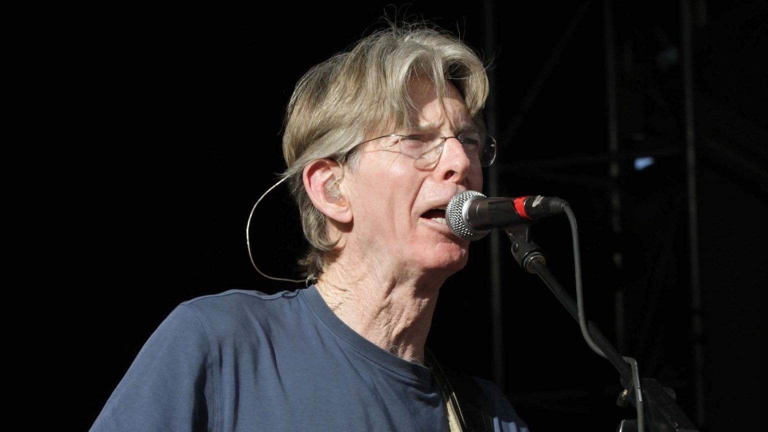 Grateful Dead Founding Member Phil Lesh Dies Aged 84 | STV News