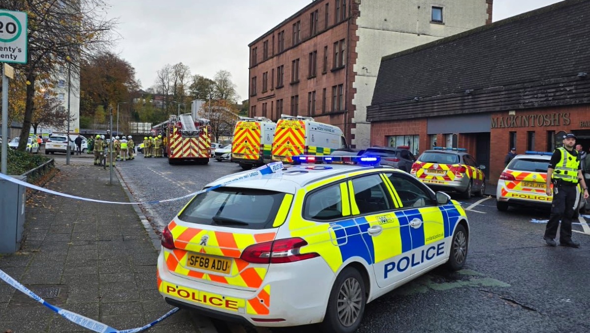 A tower block has been evacuated and train line closed after police discovered a suspicious item in Clydebank.People have been urged to avoid the area around Overtoun Court, off Dunswin Avenue, which is next to Dalmuir train station.