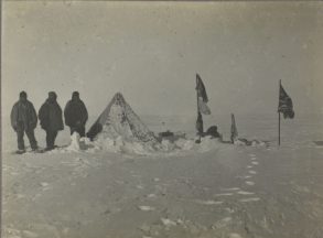 Cross in memory of explorer Shackleton goes on display in Dundee after 8000-mile journey