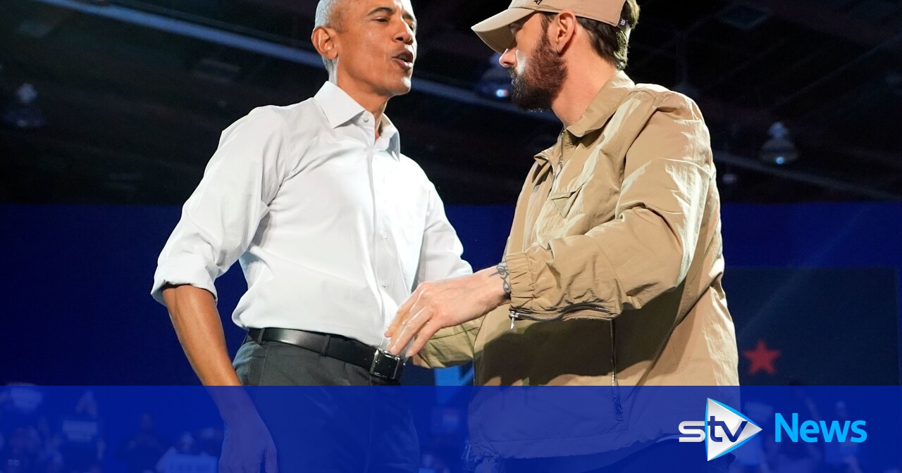 Barack Obama raps Lose Yourself after introduction from Eminem at rally