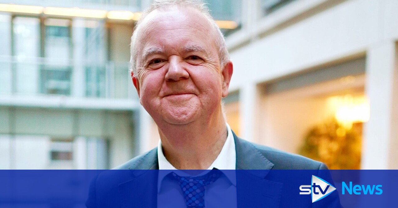 Ian Hislop sends thanks as police say no evidence of shot fired in taxi incident